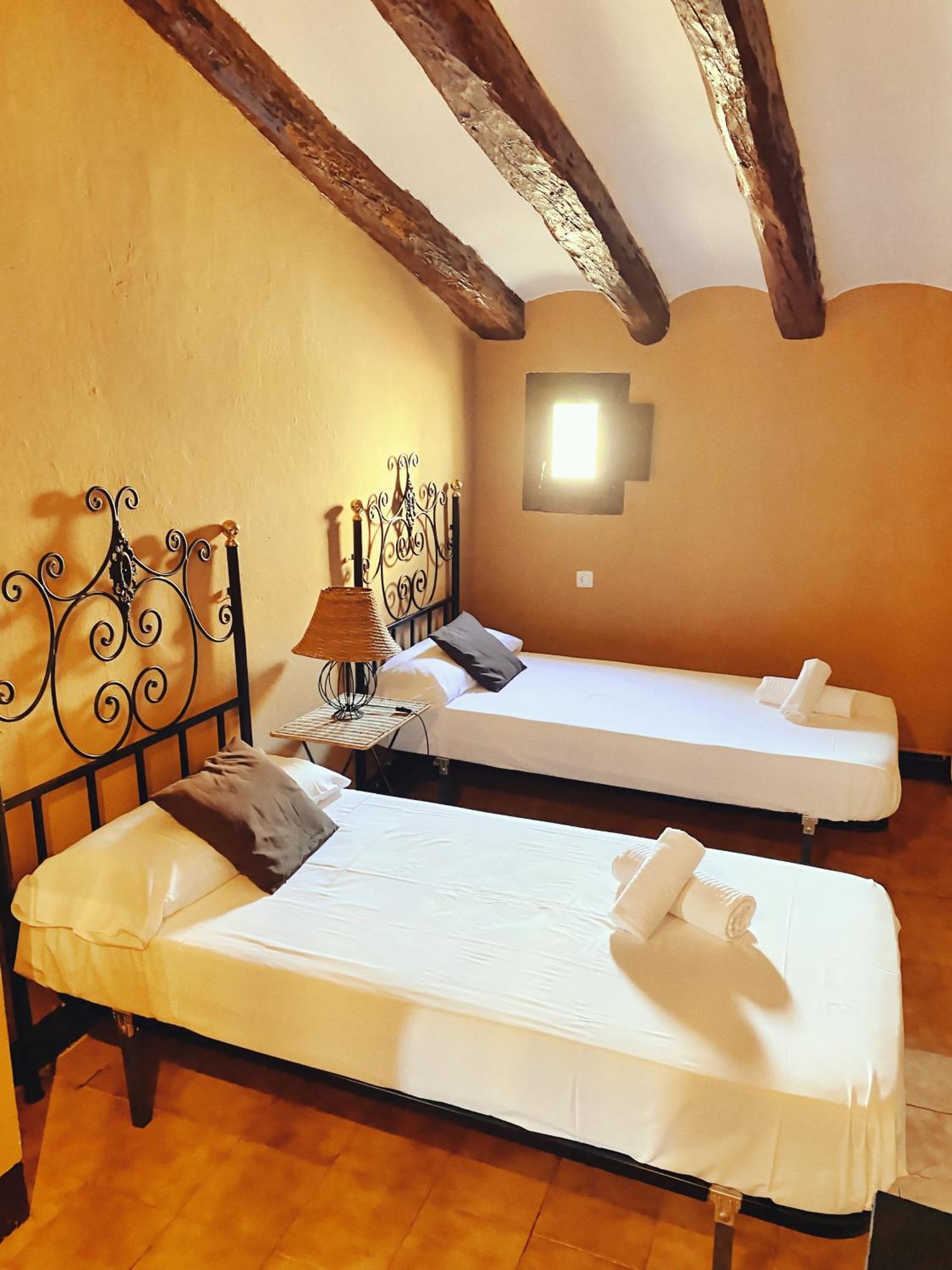Masia Olivera Sant Pau d'Ordal Phòng bức ảnh